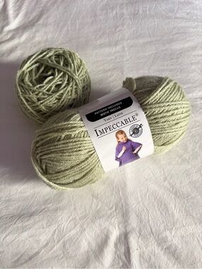 Yarn Lot - Loops & Threads Impeccable Yarn - Sage Green (Laurel) - 180g